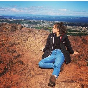 Meet your Posher, Olivia